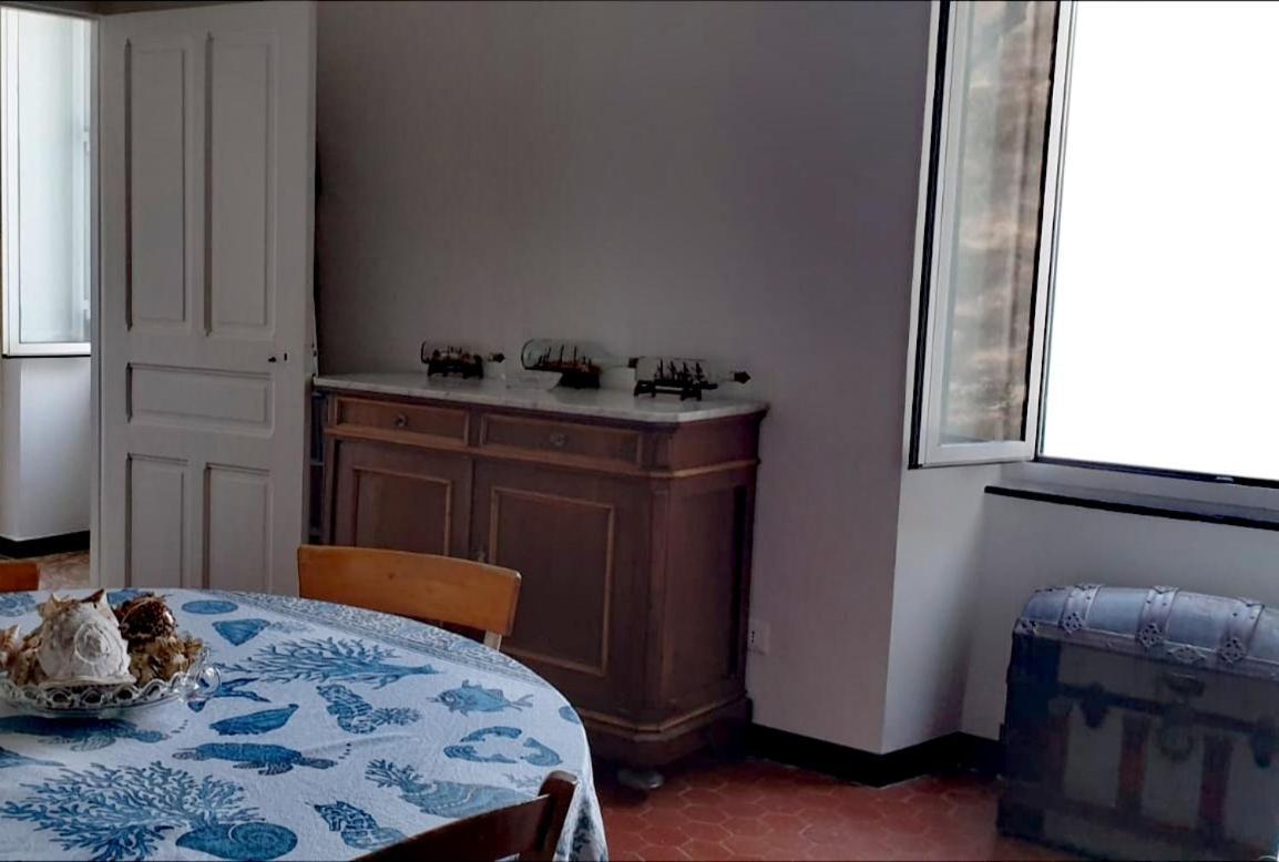 Appartamento Nel Borgo Con Splendida Vista Sul Mare Cervo Eksteriør billede