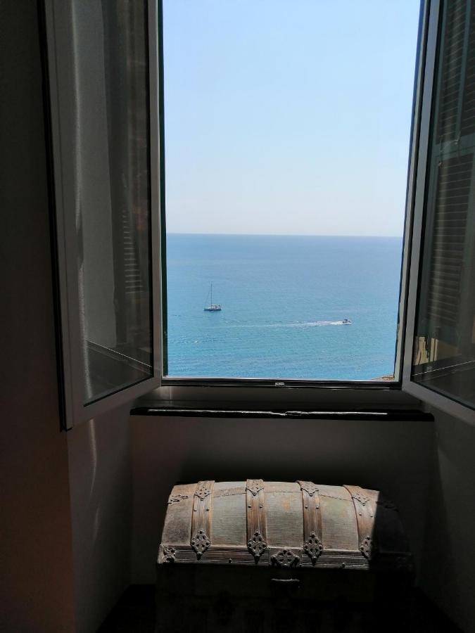 Appartamento Nel Borgo Con Splendida Vista Sul Mare Cervo Eksteriør billede
